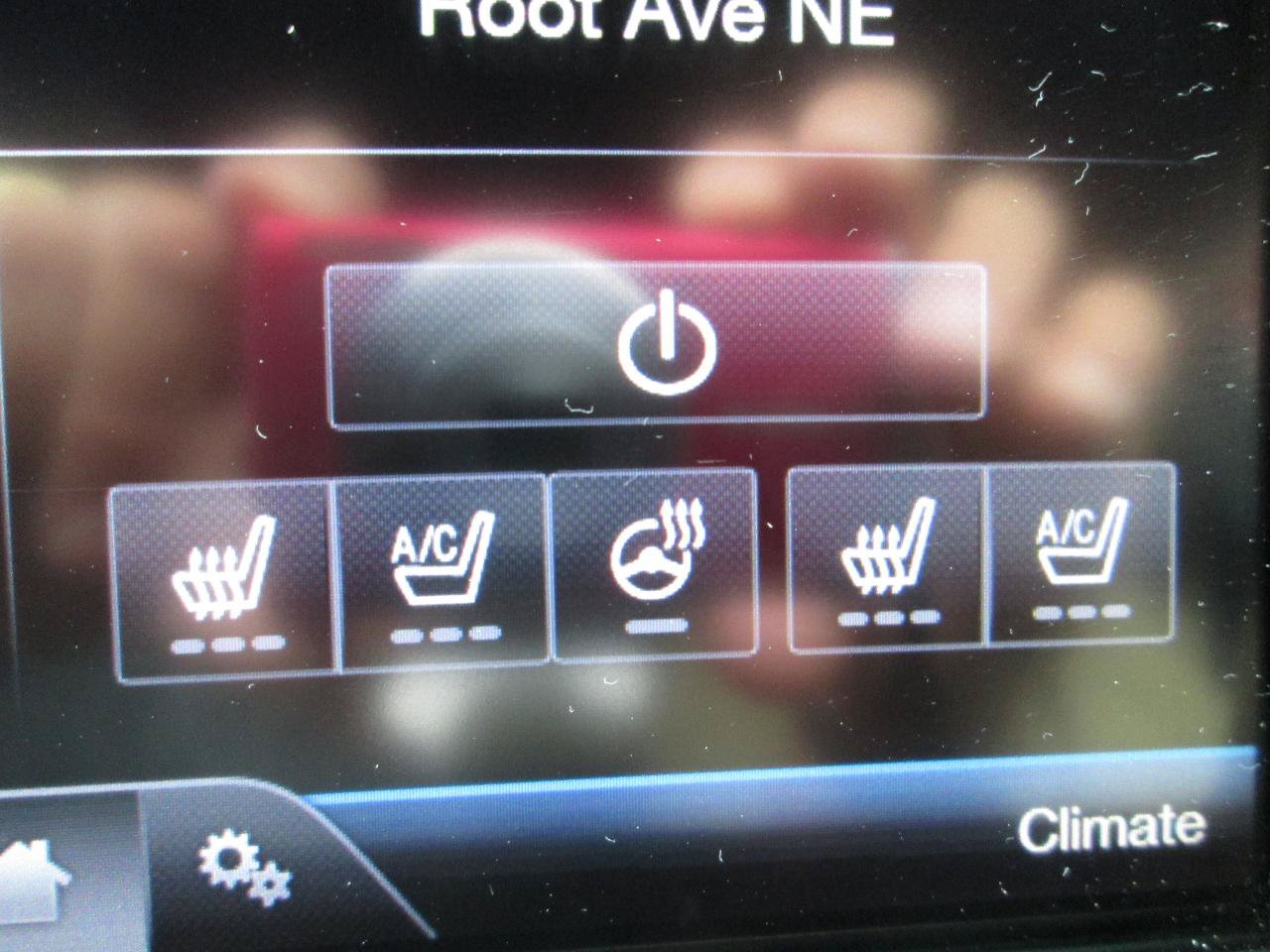 Used 2016 Ford Explorer Limited w/ Equipment Group 301A AWD/4WD image 33