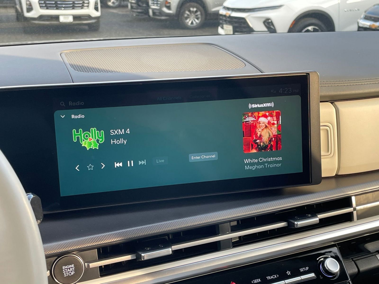 Used 2025 Hyundai Santa Fe SEL image 21