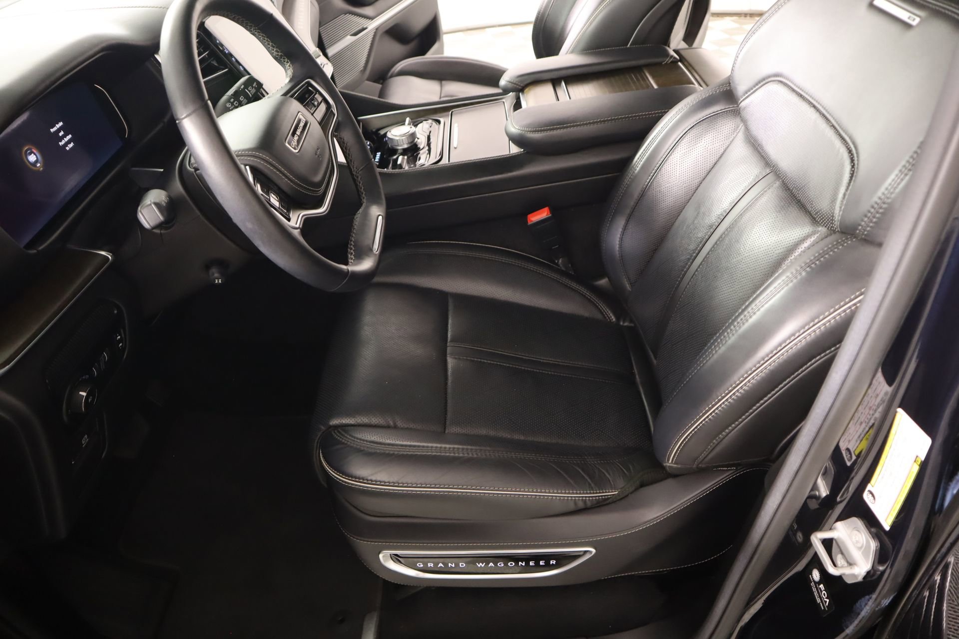 Used 2022 Jeep Grand Wagoneer Series II image 12