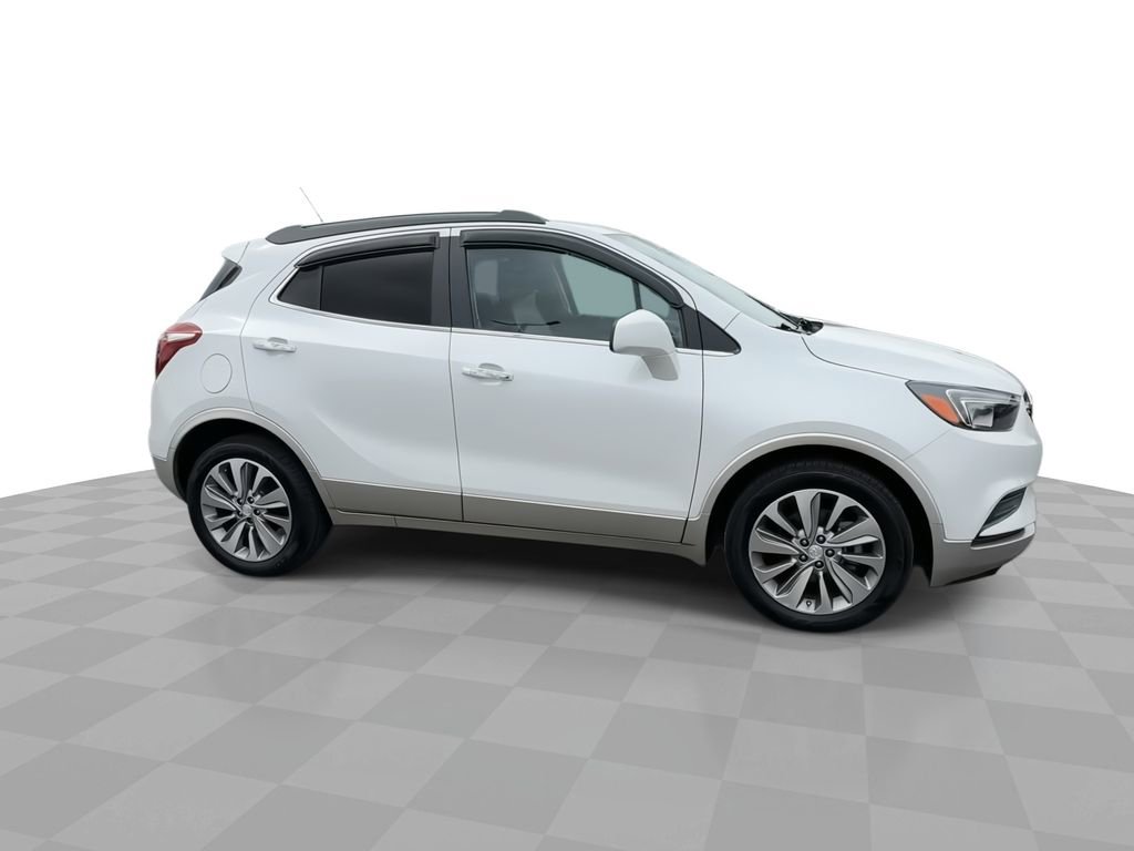 Certified 2020 Buick Encore Preferred FWD image 2