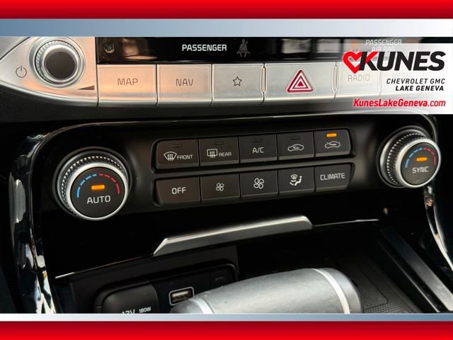 Used 2022 Kia Stinger GT-Line AWD/4WD image 28