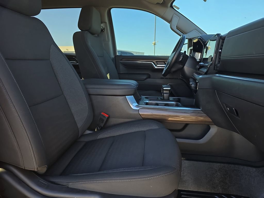 Used 2024 Chevrolet Silverado 1500 LT Trail Boss image 10