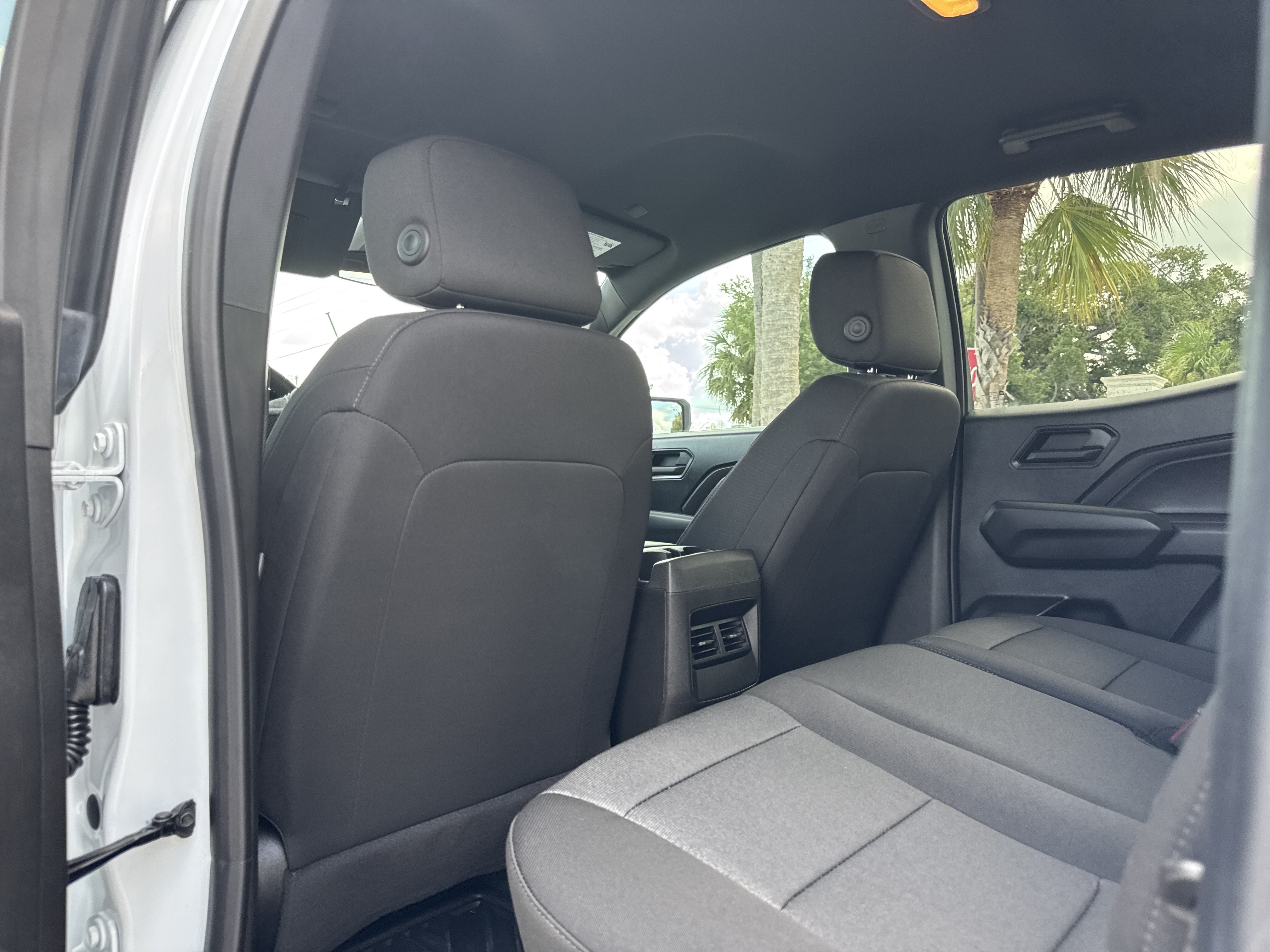 Certified 2024 Chevrolet Colorado Trail Boss w/ LPO, Dark Essentials Package AWD/4WD image 17