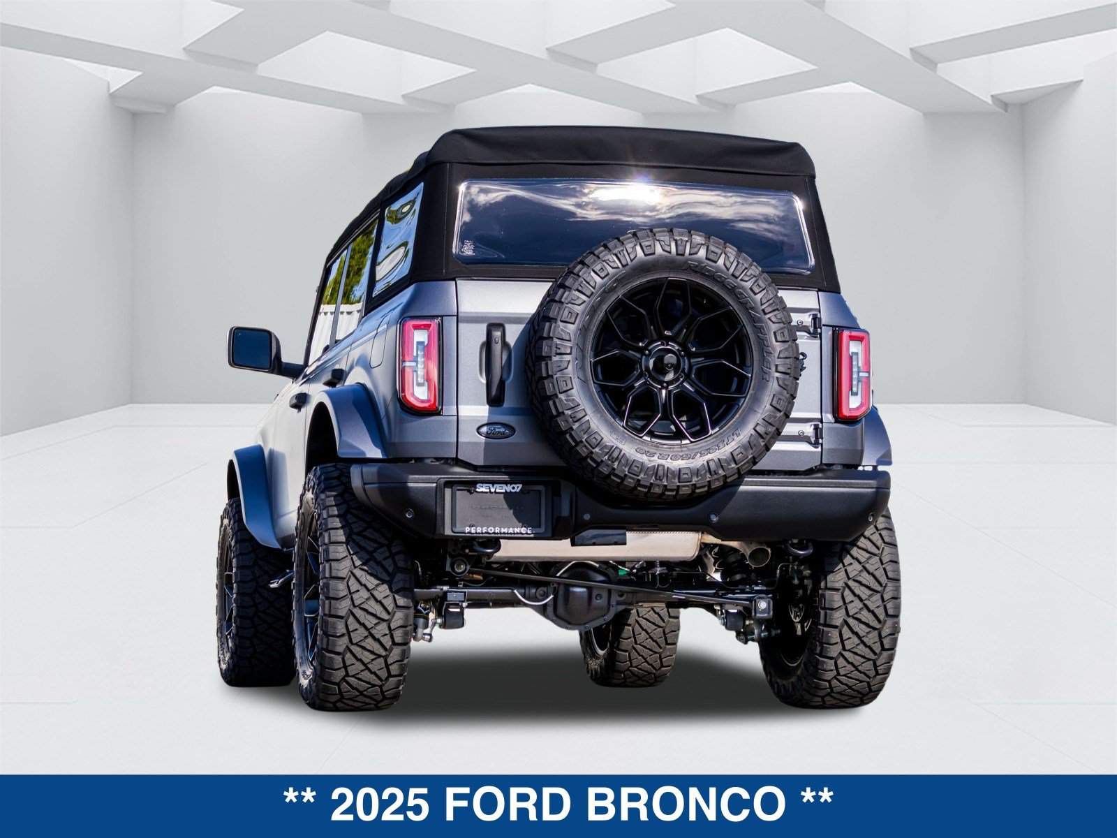Used 2025 Ford Bronco Badlands AWD/4WD image 6