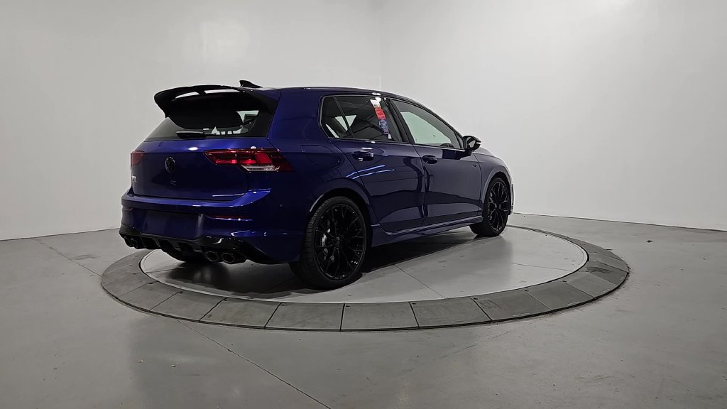 New 2027 Volkswagen Golf R Black Edition AWD/4WD image 5