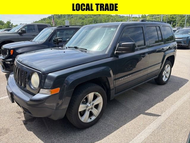 Used 2014 Jeep Patriot Latitude FWD image 3