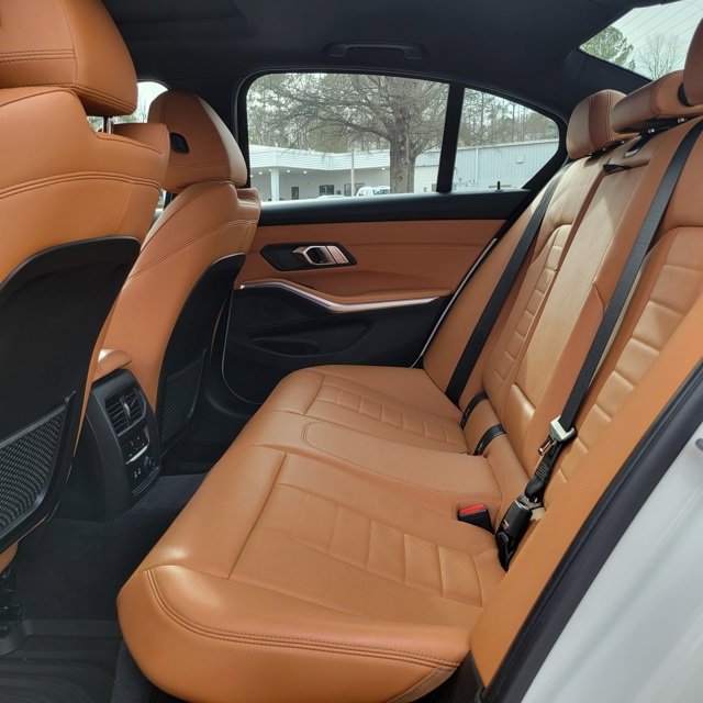 Used 2019 BMW 330i Sedan w/ Premium Package image 6