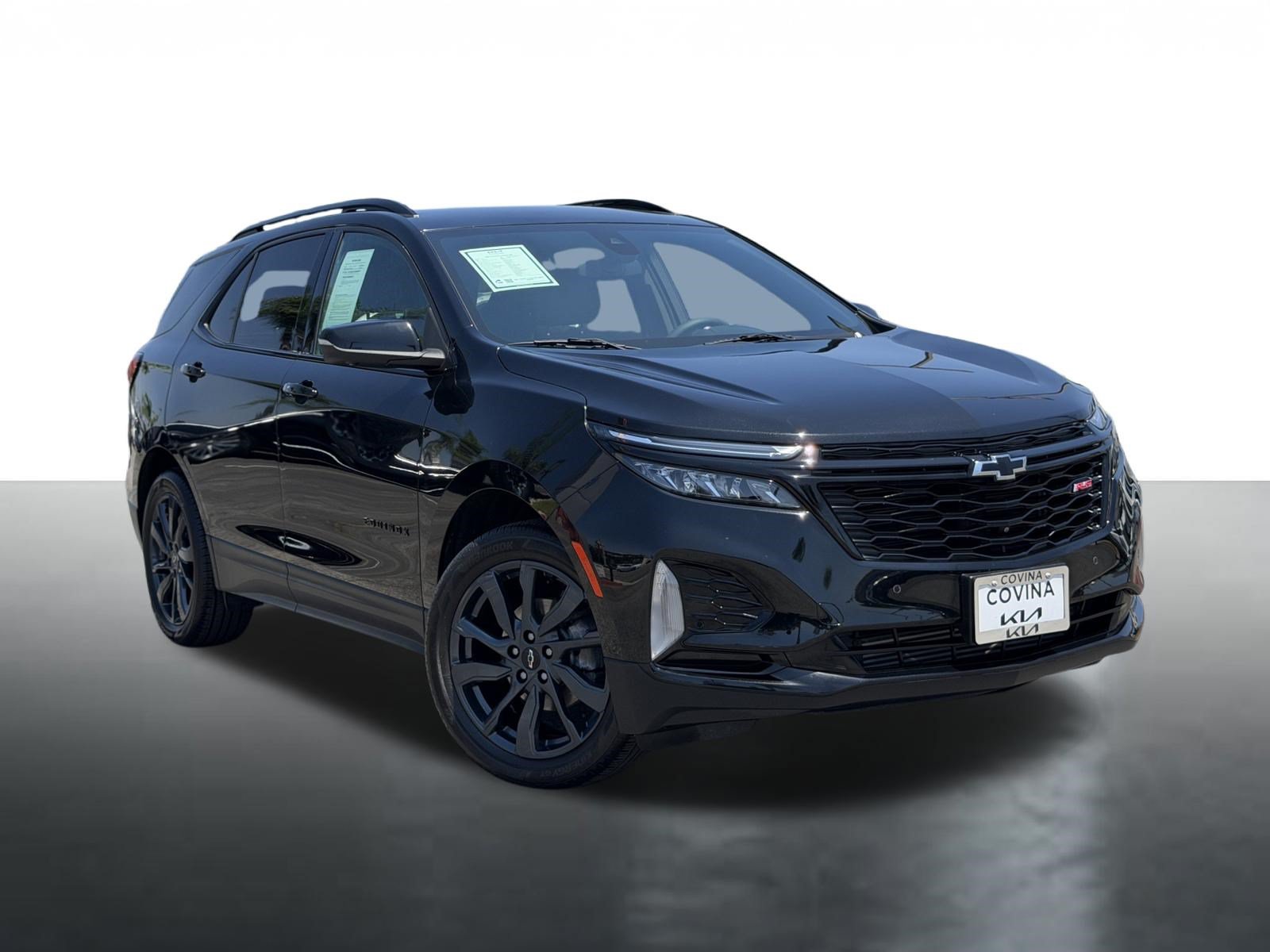 Used 2024 Chevrolet Equinox RS FWD image 1