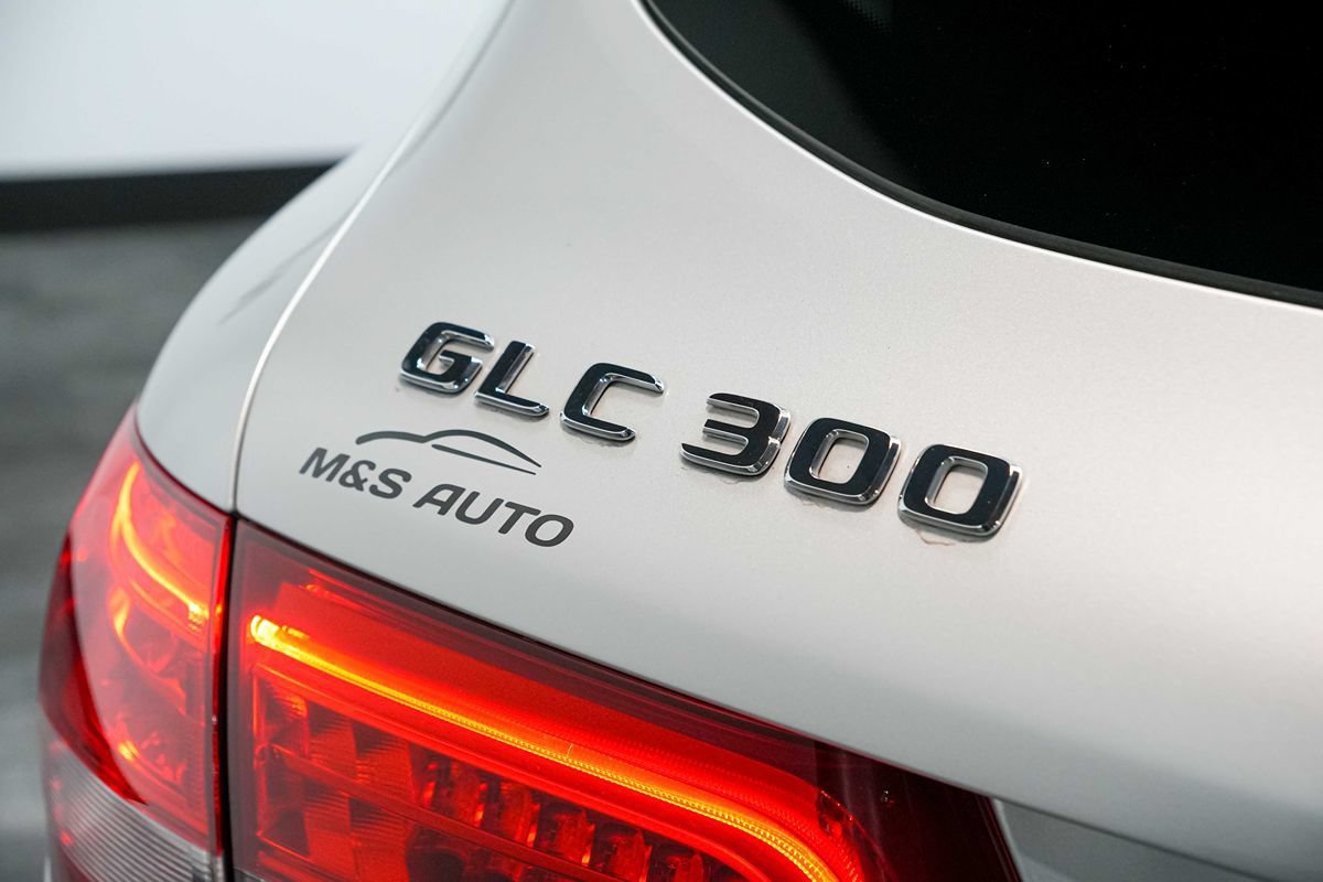 Used 2017 Mercedes-Benz GLC 300 image 11