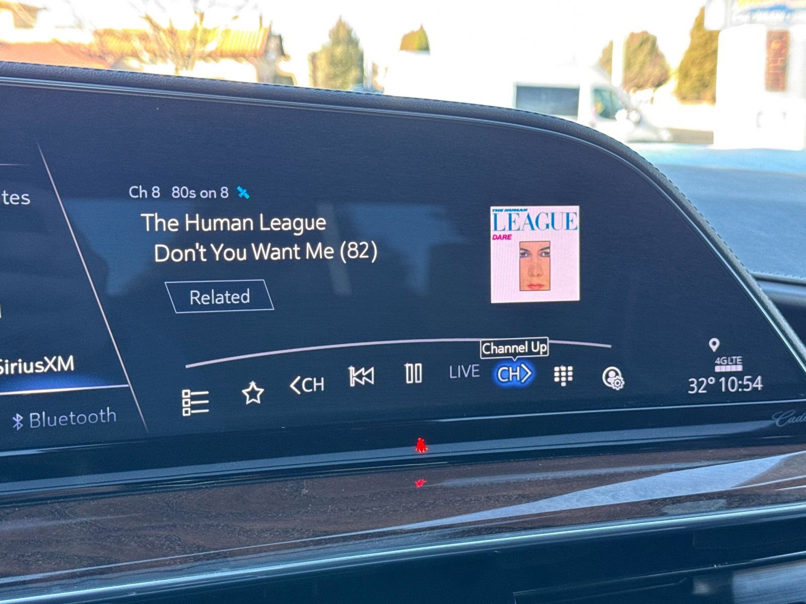 Used 2022 Cadillac Escalade ESV Sport Platinum w/ Heavy-Duty Trailer Package image 22