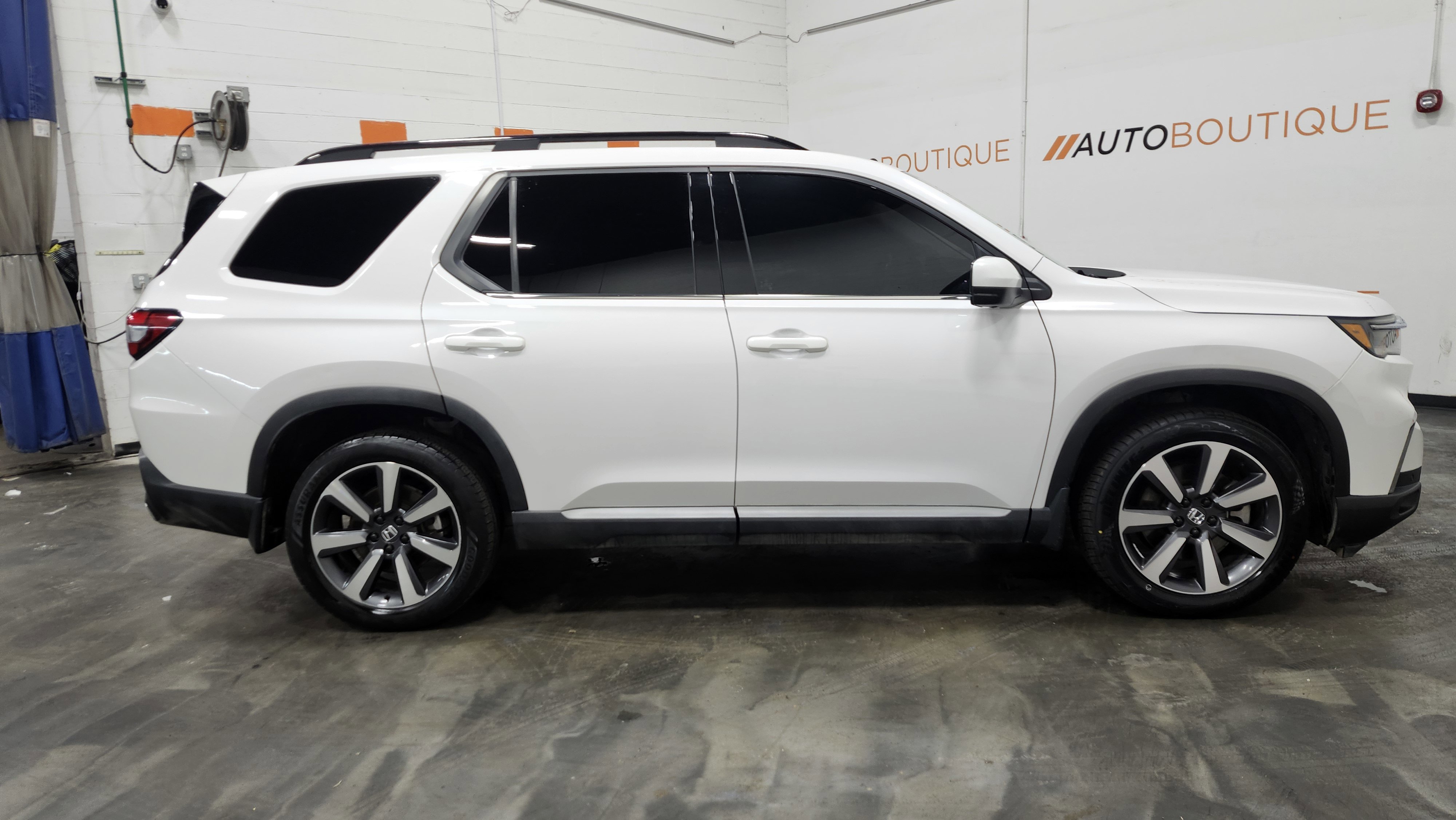 Used 2023 Honda Pilot Elite image 23