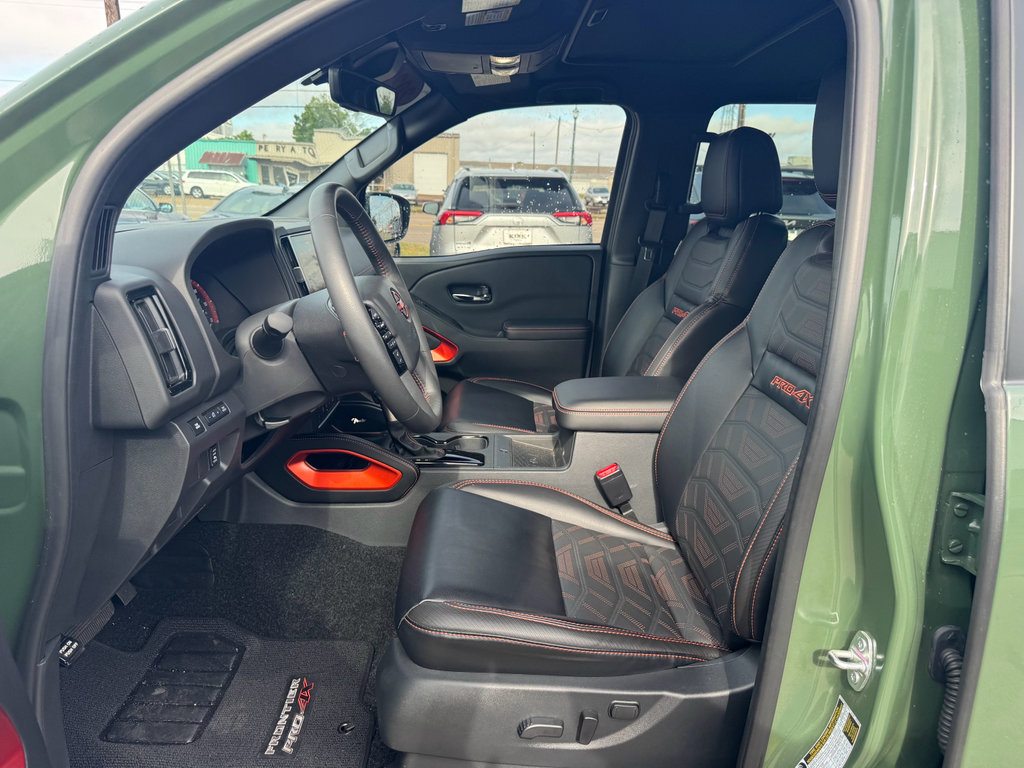 Used 2025 Nissan Frontier PRO-4X w/ Pro Premium Package AWD/4WD image 14