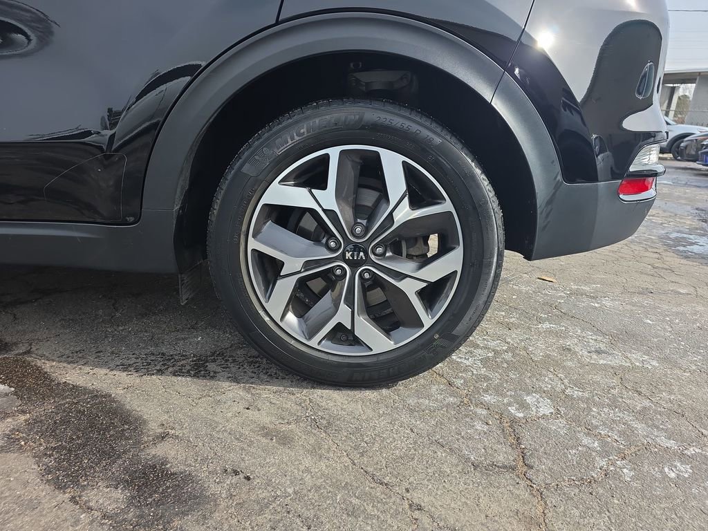 Used 2021 Kia Sportage EX w/ EX Technology Package image 46