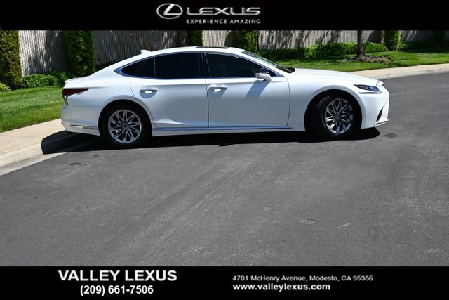 Used 2019 Lexus LS 500 w/ Accessory Package (Z2) RWD image 3