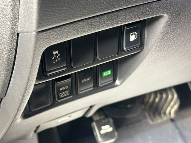 Used 2018 Nissan Rogue S image 10