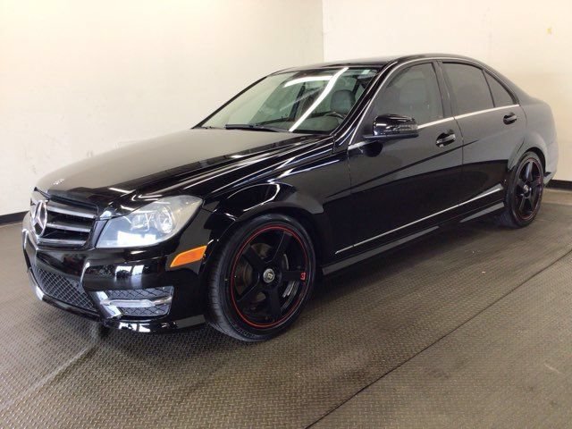 Used 2014 Mercedes-Benz C 250 Sedan image 3