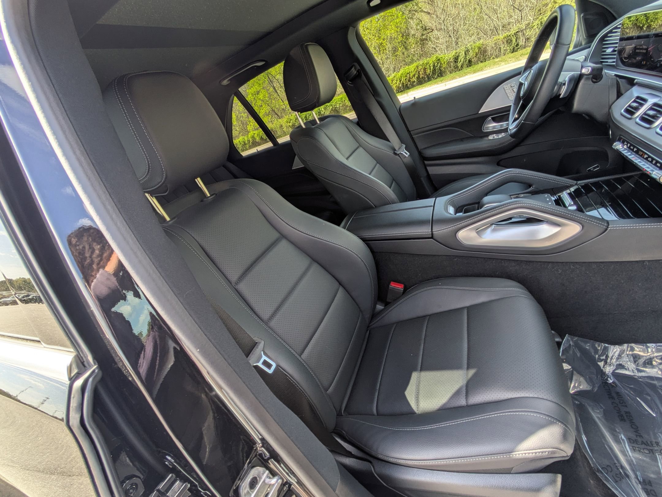 Used 2024 Mercedes-Benz GLE 450 4MATIC w/ AMG Line Exterior image 31