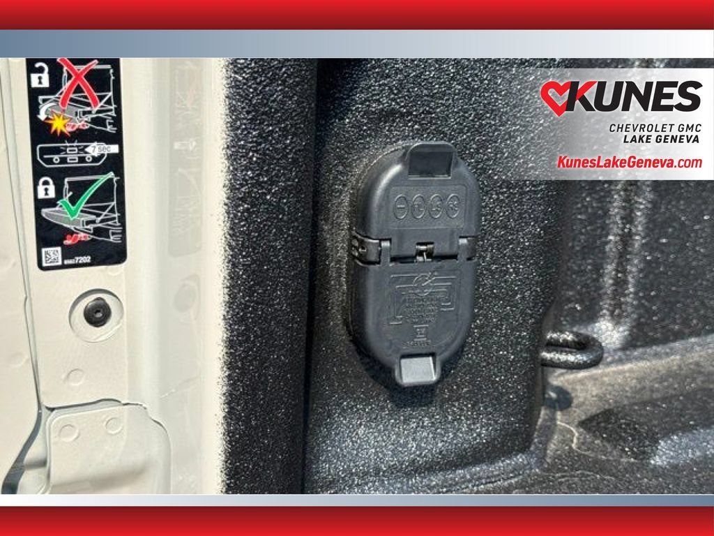 New 2026 GMC Sierra 2500 AT4X AWD/4WD image 32
