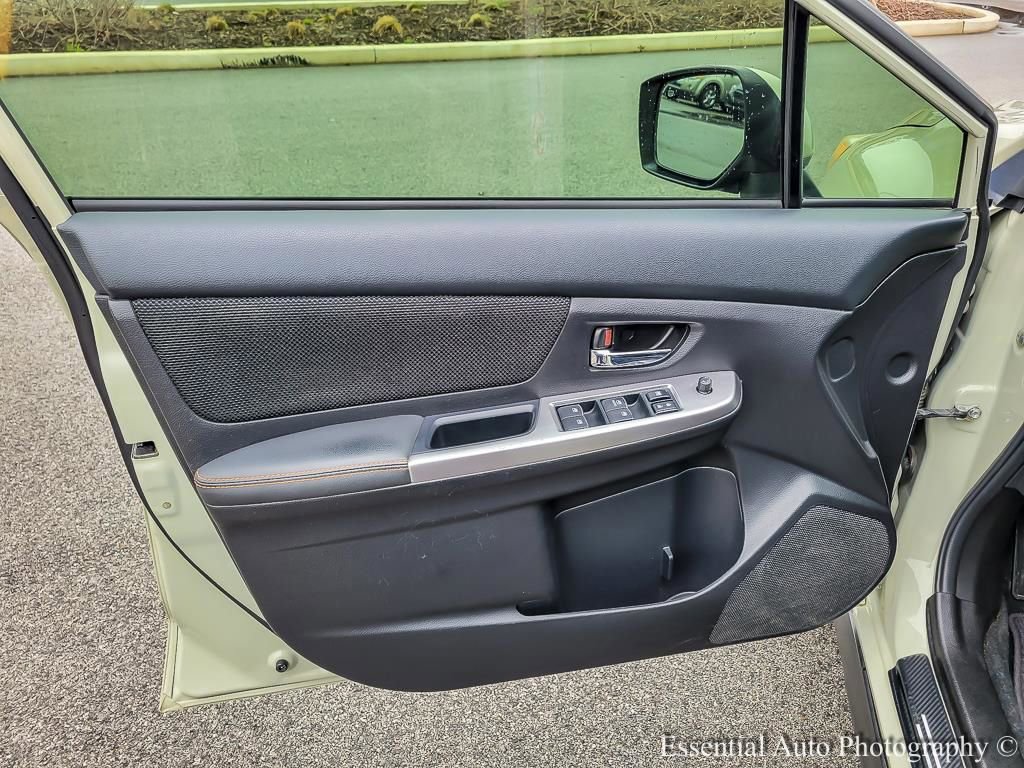 Used 2017 Subaru Crosstrek 2.0i Premium w/ Moonroof Package image 23