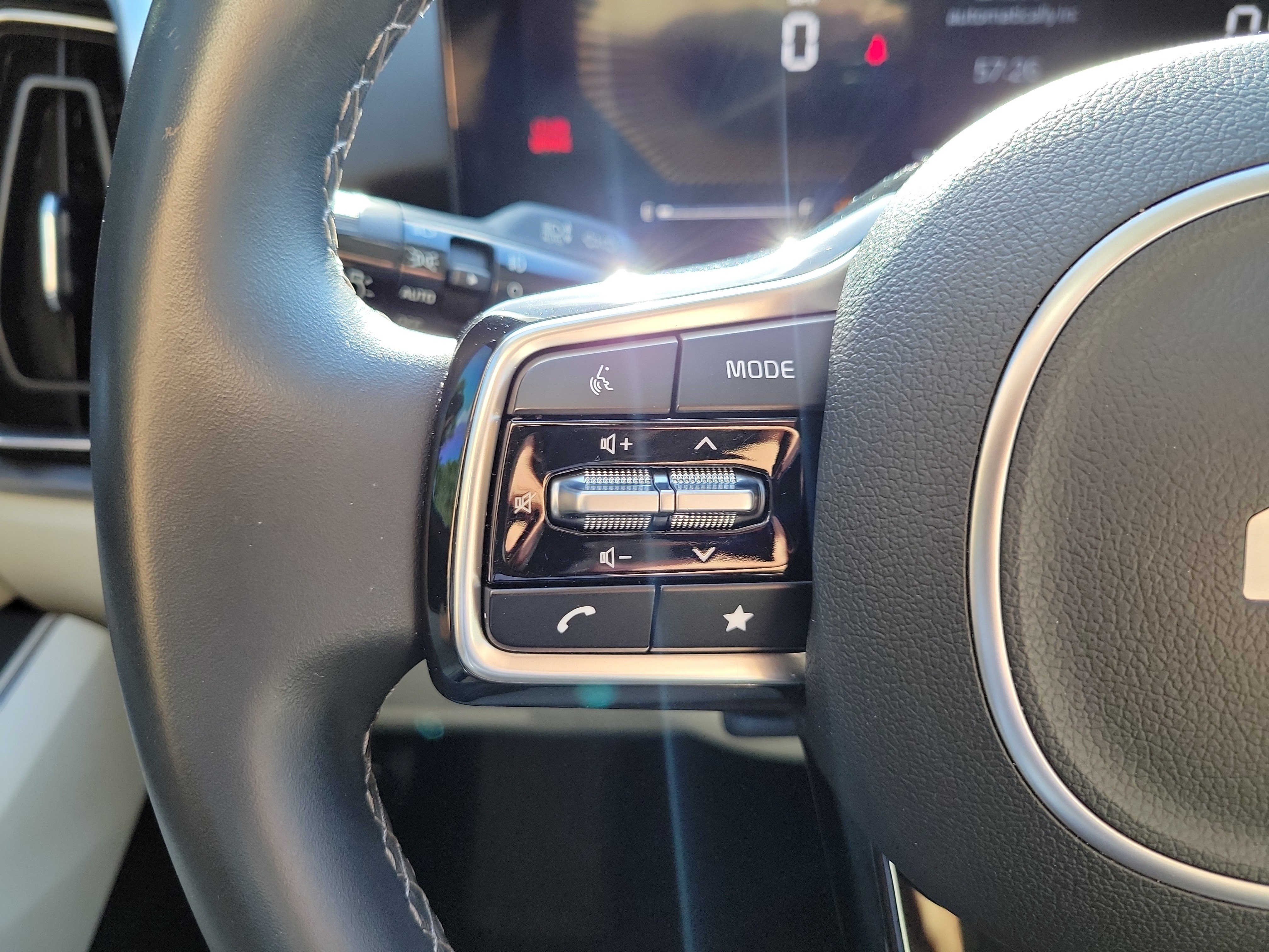 Used 2025 Kia Sorento X-Line EX AWD/4WD image 27