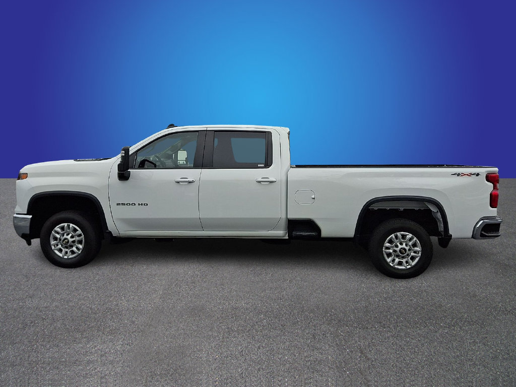 Used 2025 Chevrolet Silverado 2500 LT w/ Convenience Package AWD/4WD image 7
