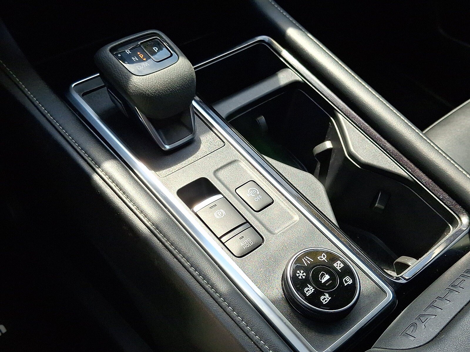 Certified 2023 Nissan Pathfinder SL AWD/4WD image 17