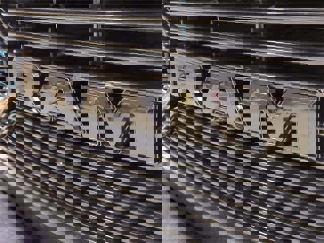 Used 2018 RAM 1500 Outdoorsman image 12