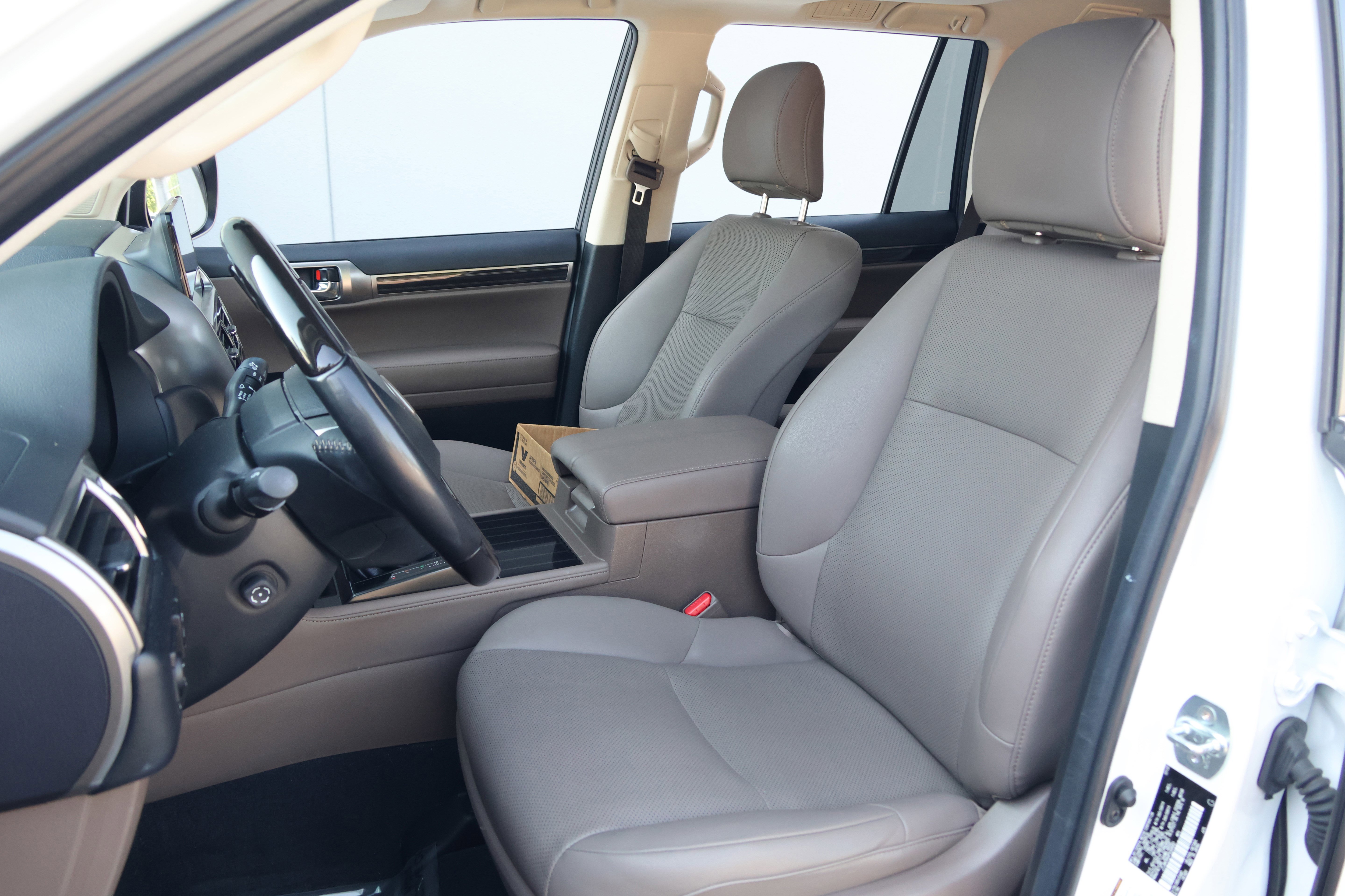 Used 2023 Lexus GX 460 Premium AWD/4WD image 34