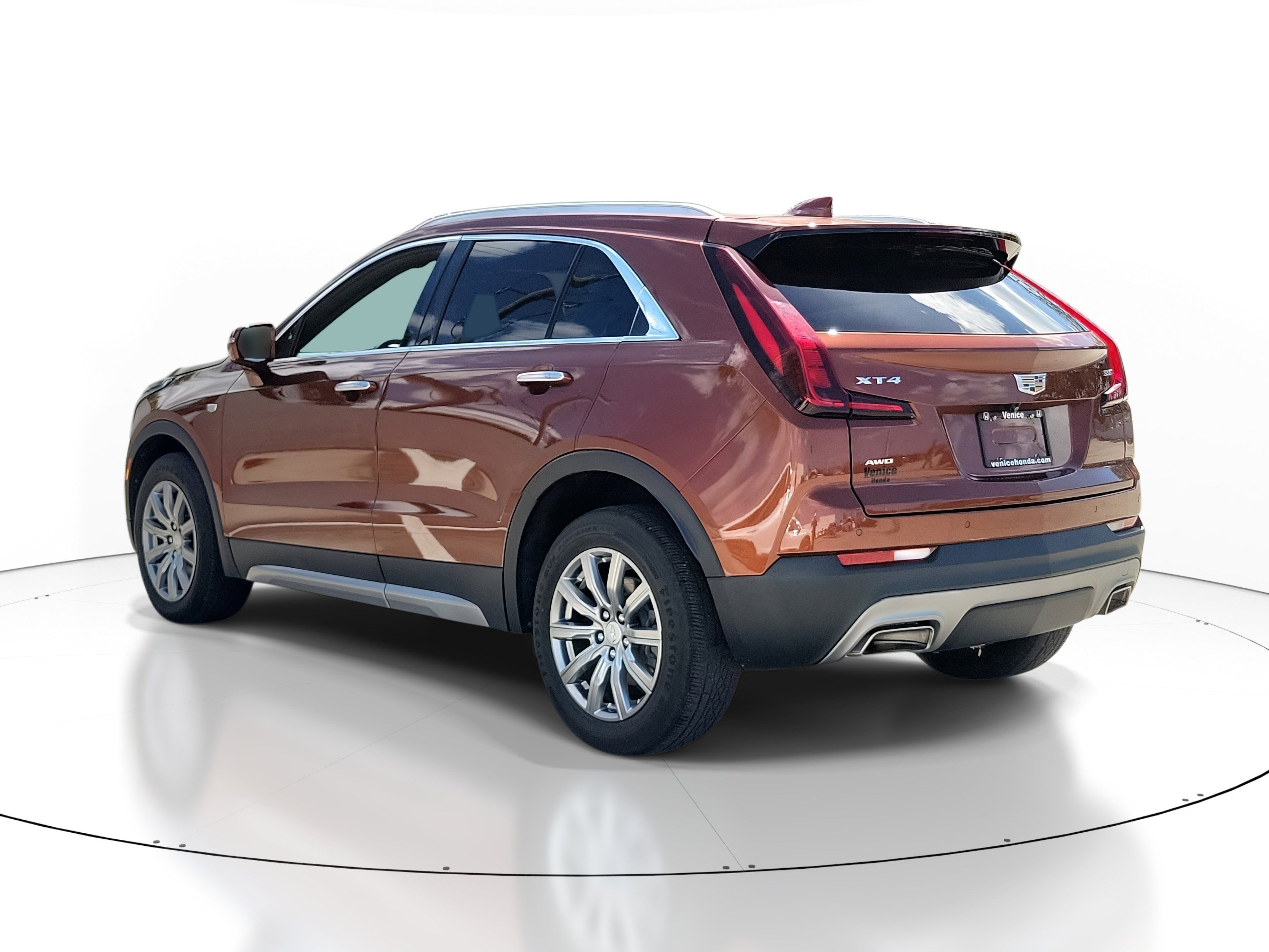 Used 2021 Cadillac XT4 Premium Luxury AWD/4WD image 6