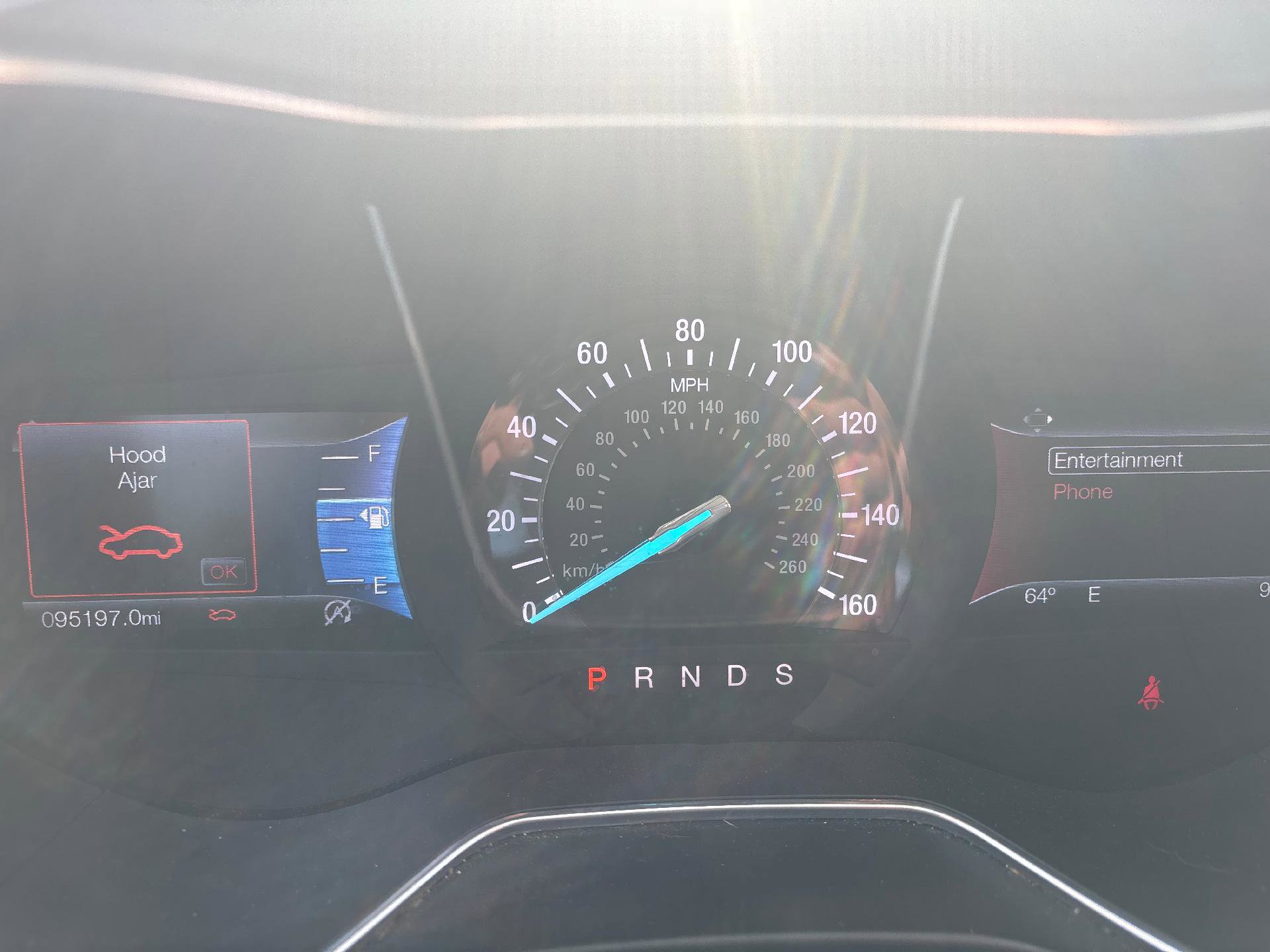 Used 2017 Ford Fusion SE w/ Fusion SE Technology Package image 14