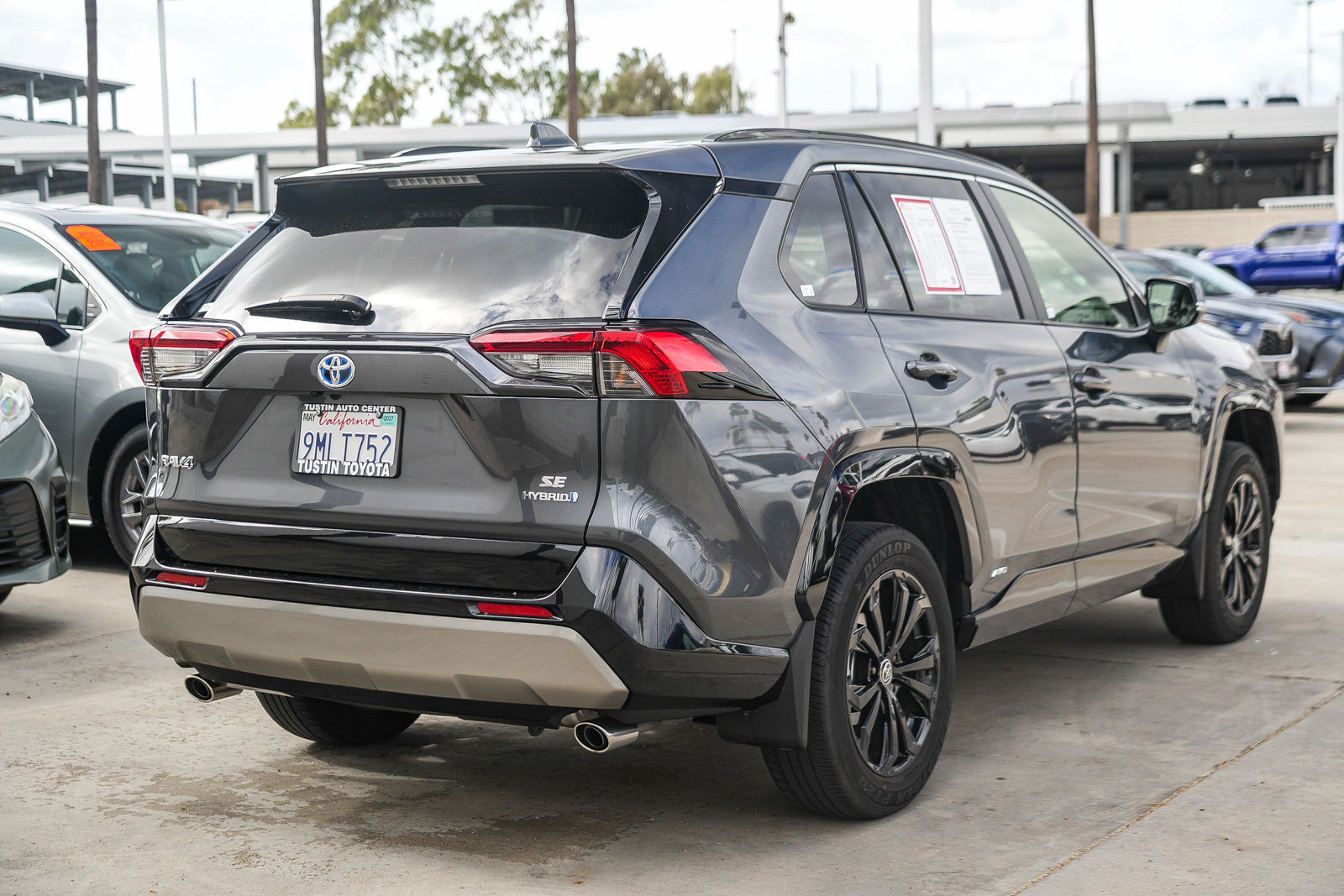 Certified 2024 Toyota RAV4 SE w/ Convenience Package AWD/4WD image 6
