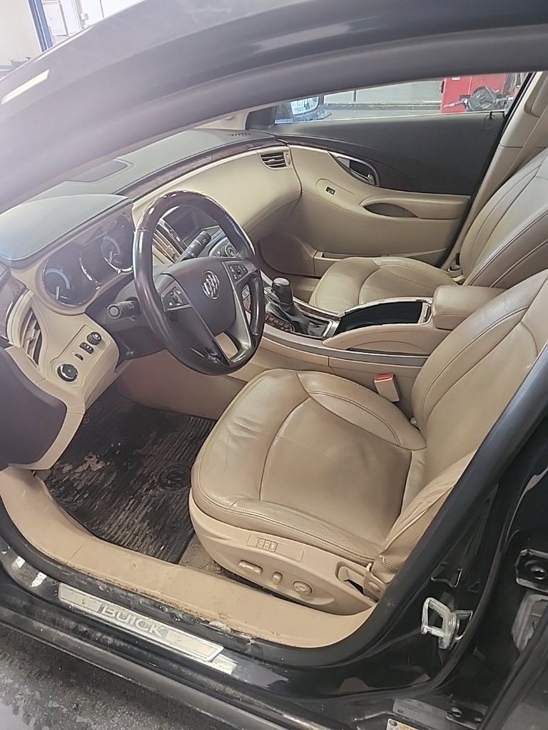 Used 2011 Buick LaCrosse CXL w/ Driver Confidence Package image 4