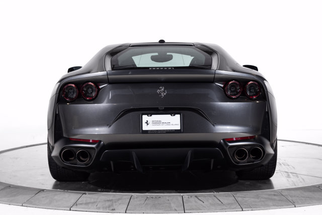 Used 2019 Ferrari 812 Superfast RWD image 8