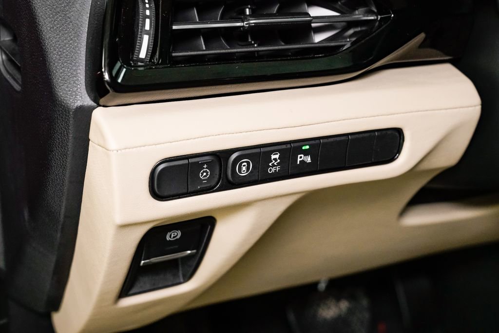 Certified 2025 Acura MDX w/ Technology Package image 12