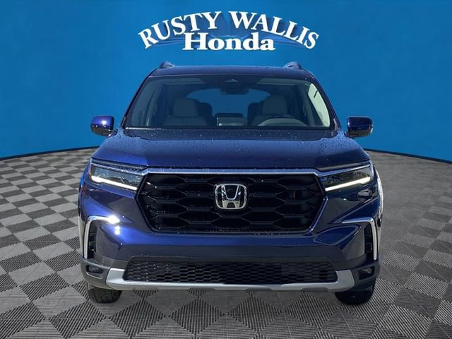 New 2025 Honda Pilot Touring image 6