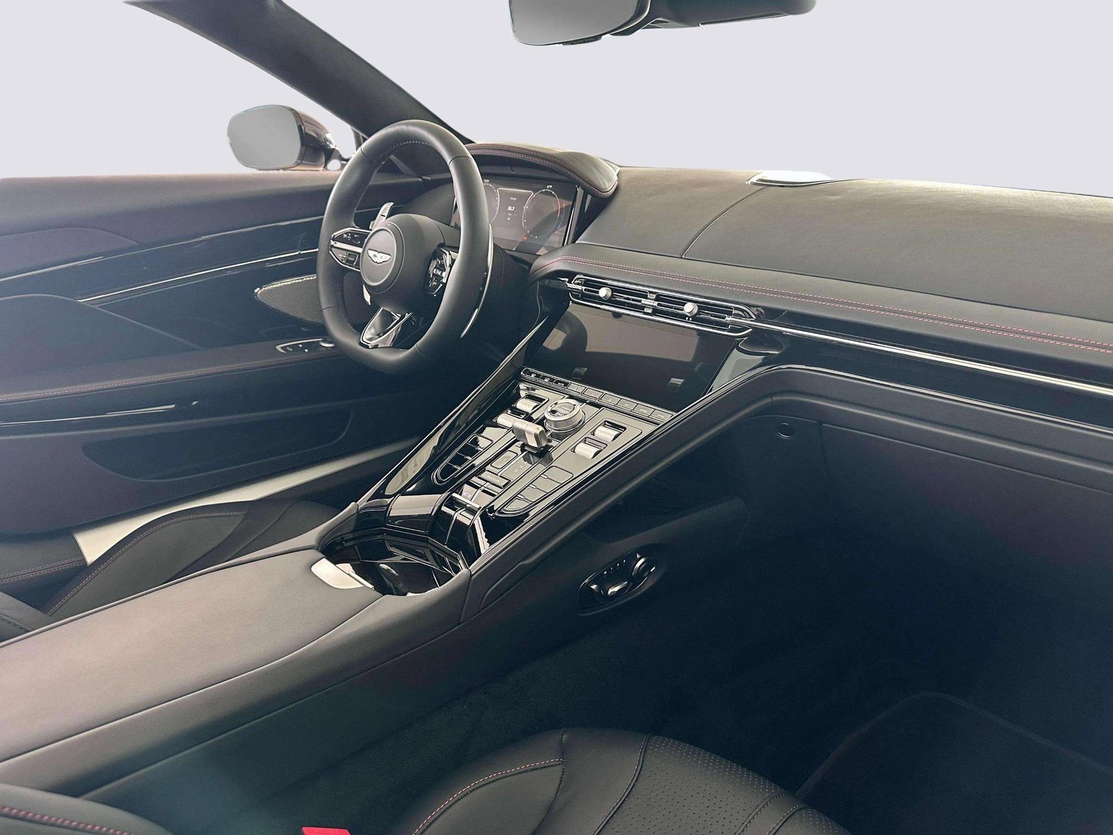 New 2025 Aston Martin DB12 Convertible image 28