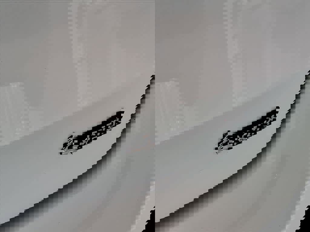 Certified 2025 Volkswagen Tiguan SE R-Line image 19