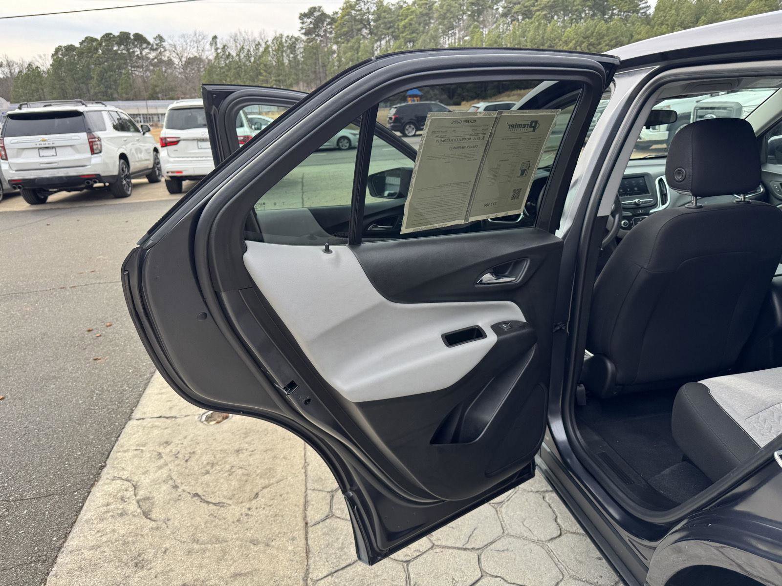 Used 2022 Chevrolet Equinox LT image 7