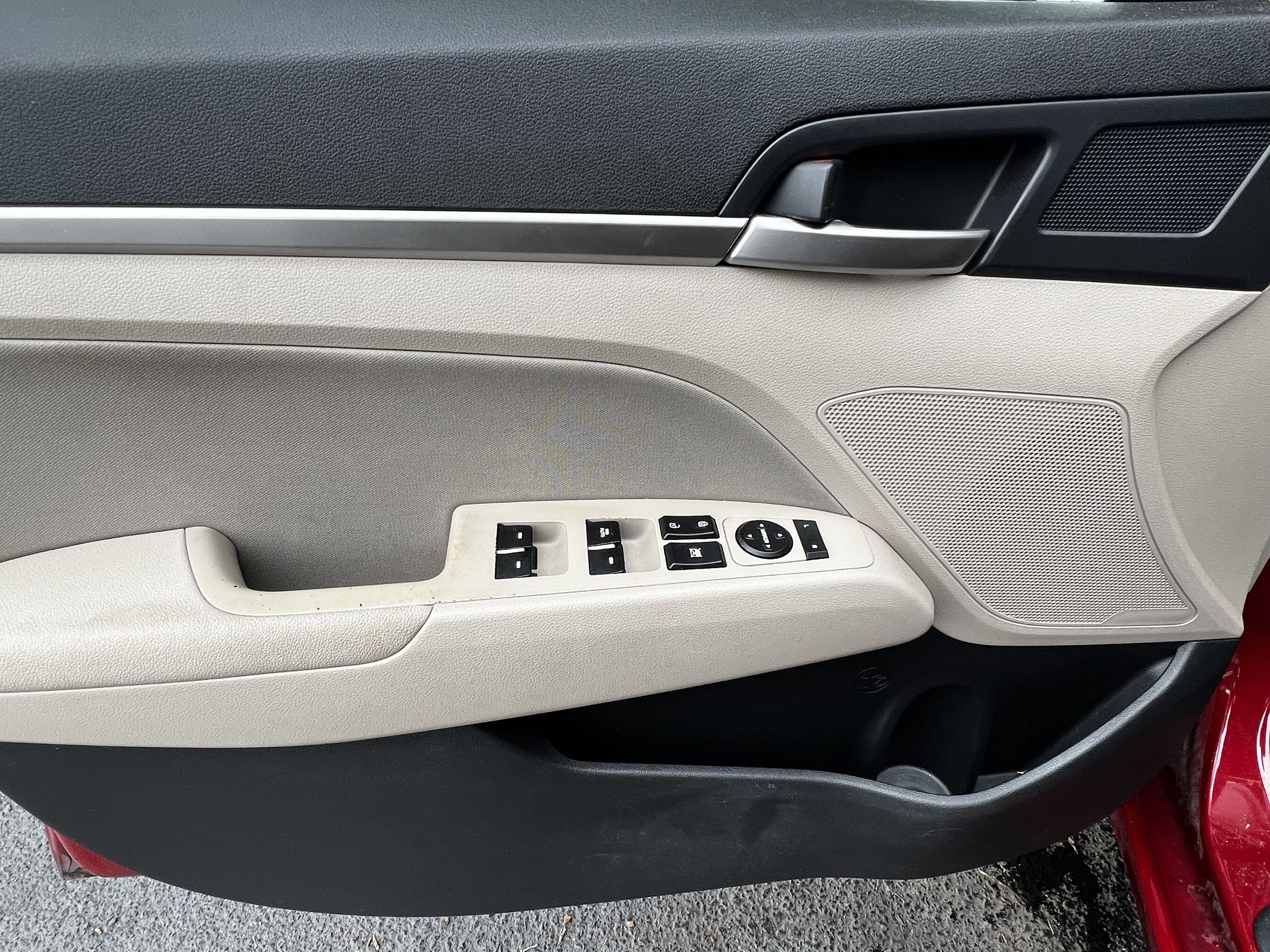 Used 2020 Hyundai Elantra Value Edition FWD image 13