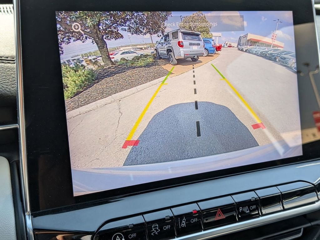 Used 2025 Jeep Compass Limited image 17