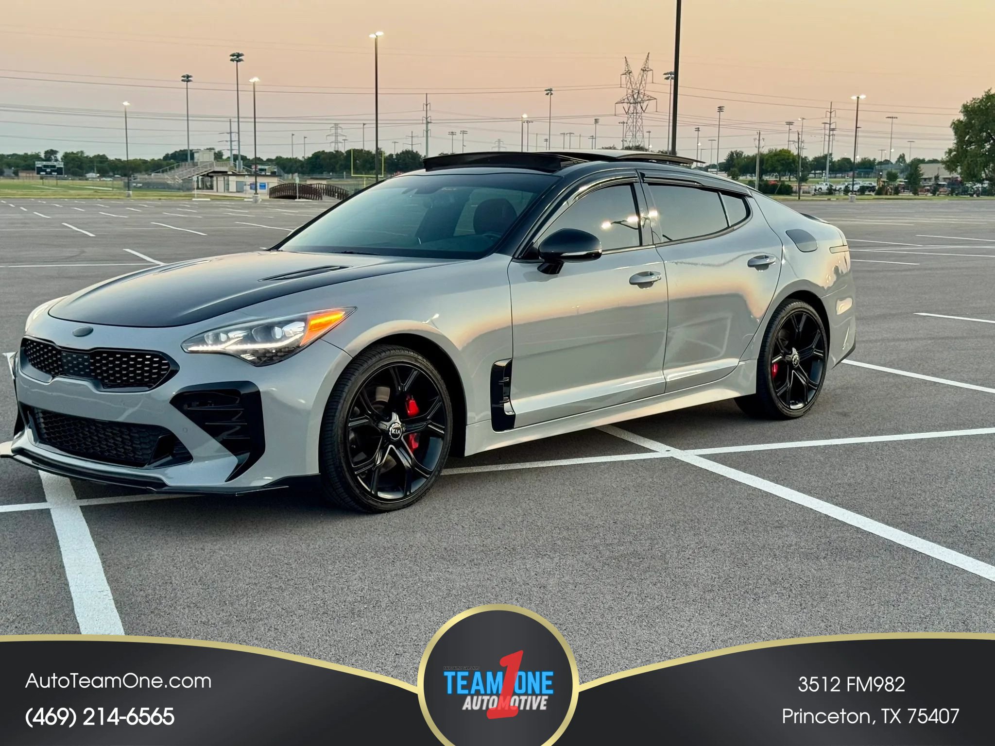 Used 2018 Kia Stinger GT2 AWD/4WD image 1