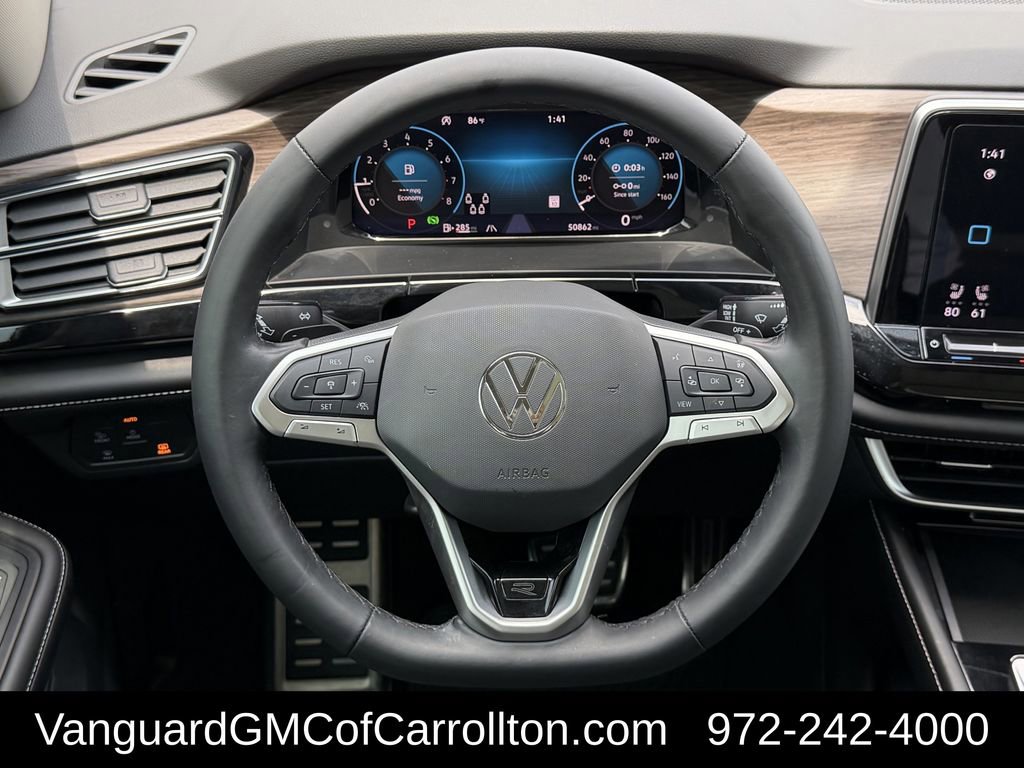 Used 2024 Volkswagen Atlas SEL Premium R-Line AWD/4WD image 12