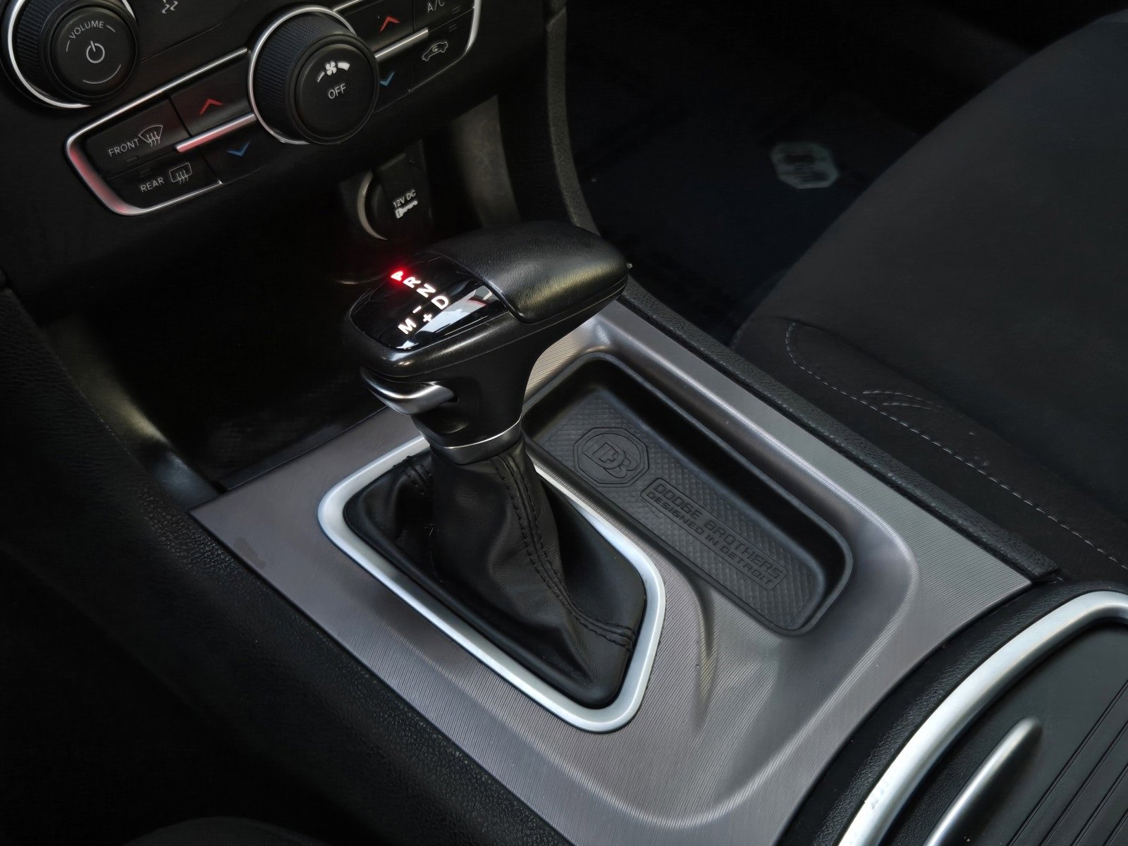 Used 2023 Dodge Charger SXT image 16