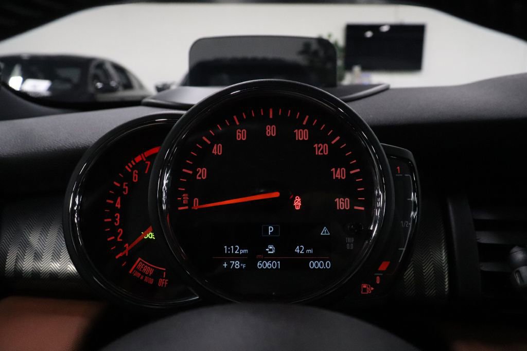 Used 2019 MINI Cooper S image 27