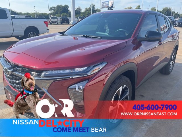 Used 2025 Chevrolet Trax RS