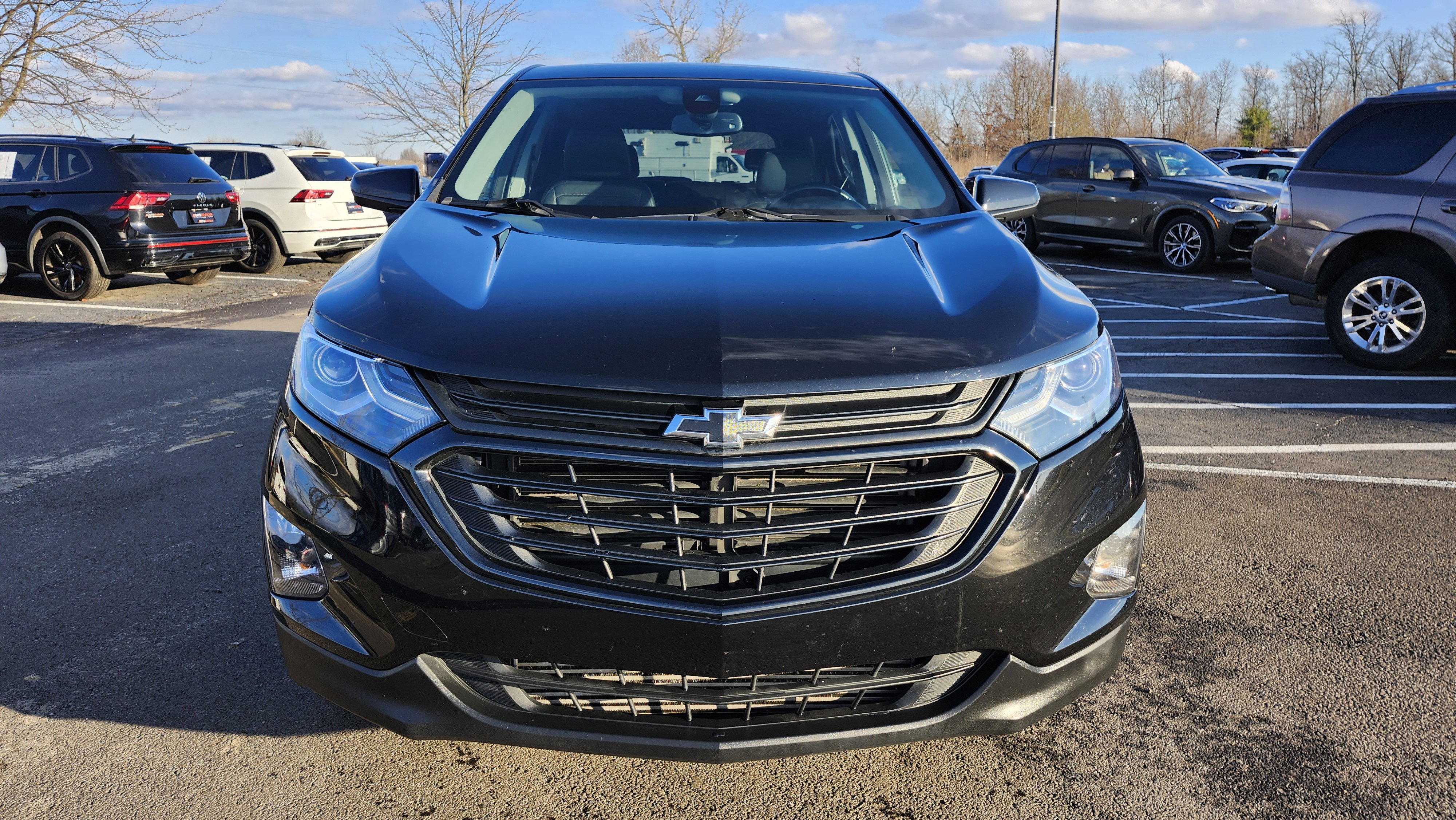 Used 2020 Chevrolet Equinox LT w/ Midnight Edition image 3