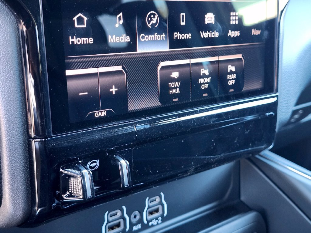 New 2026 RAM 2500 Laramie AWD/4WD image 27