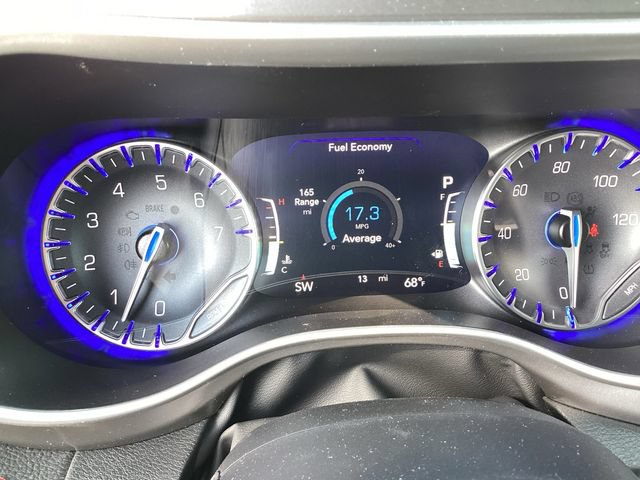 New 2027 Chrysler Pacifica Select AWD/4WD image 19