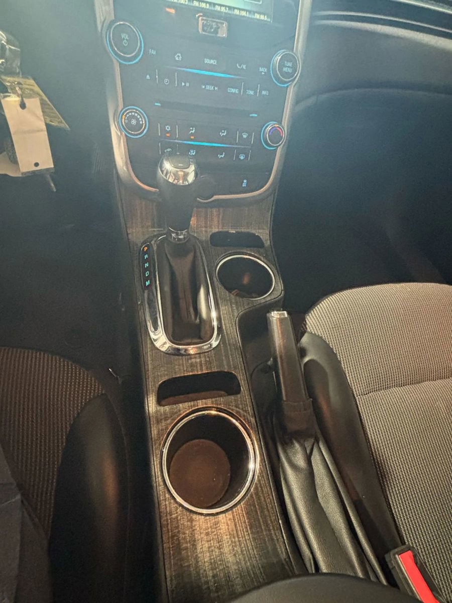 Used 2016 Chevrolet Malibu LT w/ Power Convenience Package FWD image 14