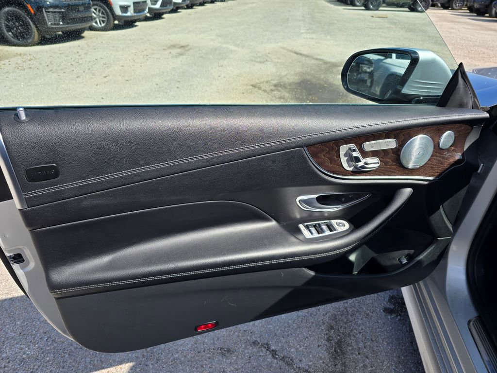 Used 2019 Mercedes-Benz E 450 4MATIC Cabriolet image 19
